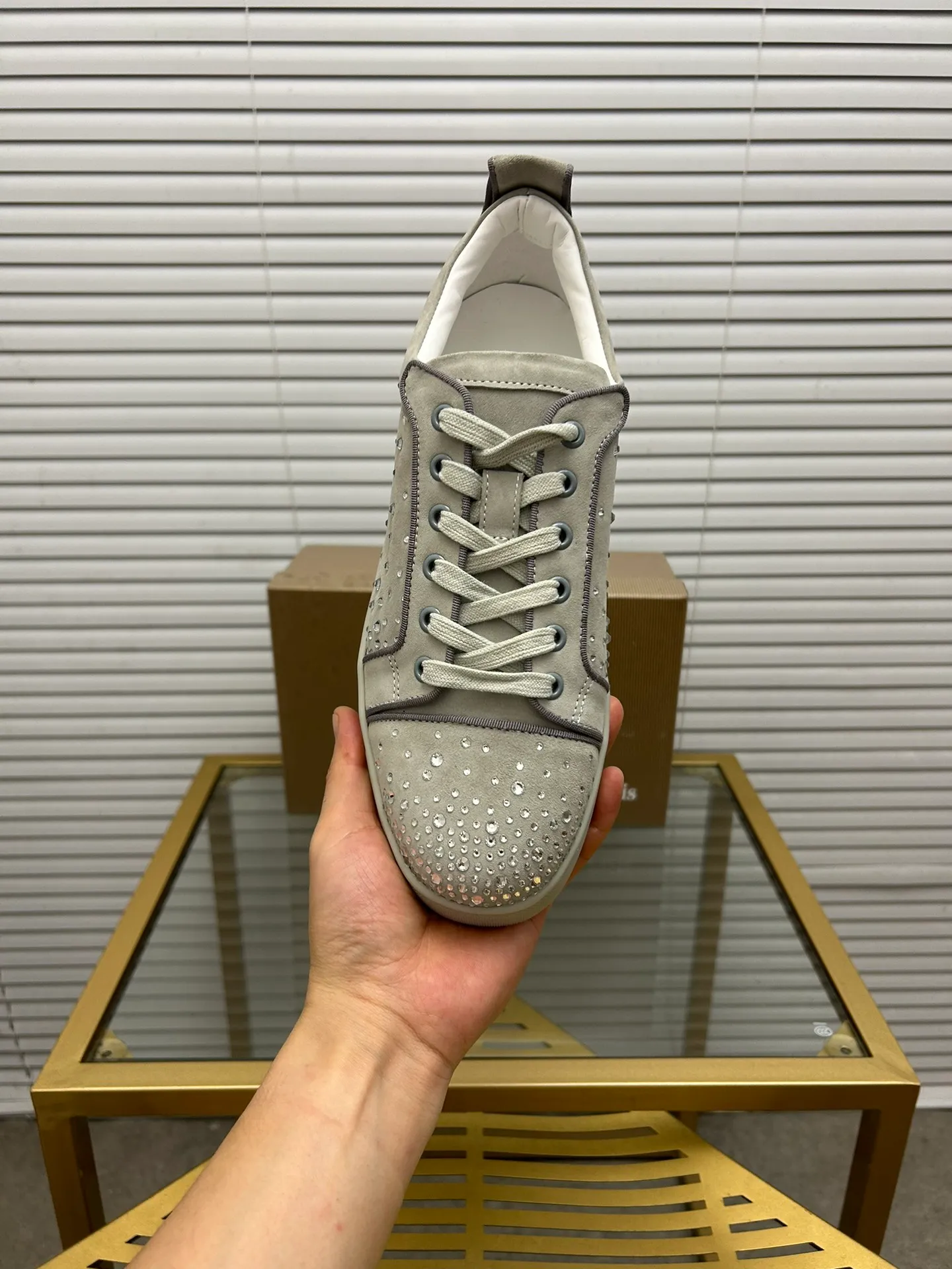 (Customized model) Ex-factory price is 500. christian louboutin (CL red sole shoes) counter series, casual sneakers for couples 📢 📢 📢 Exclusive hot style release 🎈🎈💪 Movable latex feet 👻 Finished outsole line [Proud] 😝Female 35-40# Male 38#-46, global supply😝 [Top version]: Original imported genuine leather upper, top original leather lining, original molded TPU outsole, original 1:1 detail processing, original shoe last,